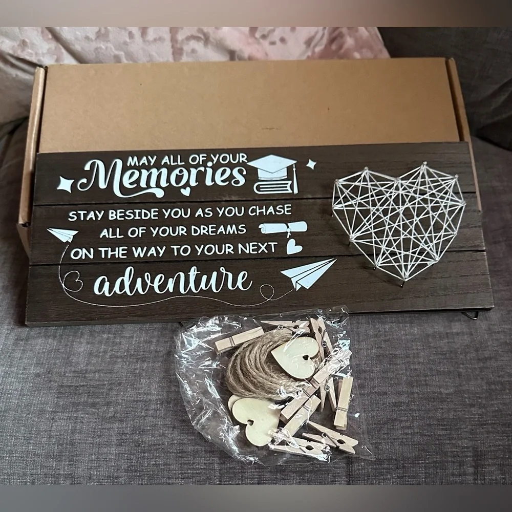 CloverKoi | Graduation Memories Photo Display Board | *BRAND NEW*